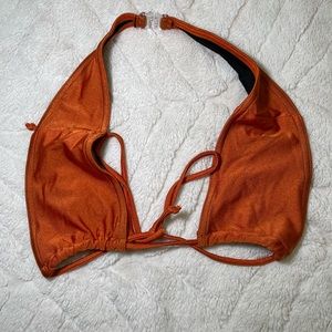 Pretty little thing bikini top